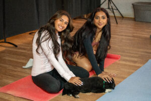 SAM05785 - AfroPuppyYoga