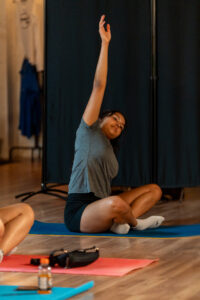 SAM06039 - AfroPuppyYoga