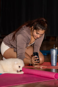 SAM06104 - AfroPuppyYoga