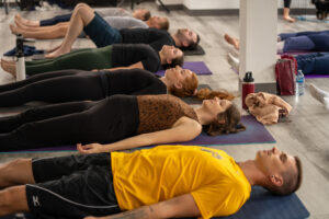 RHH02783 - AfroPuppyYoga