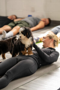 RHH02789 - AfroPuppyYoga