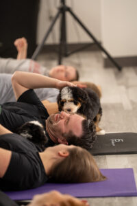 RHH02809 - AfroPuppyYoga