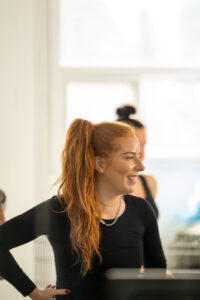 RHH02876 - AfroPuppyYoga